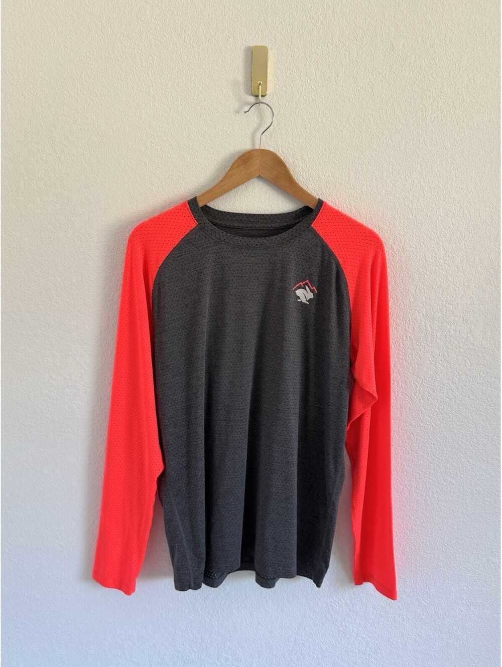Rabbit Men's EZ Tee Perf Long Sleeve Performance Shirt Color Block Running Sz Lg